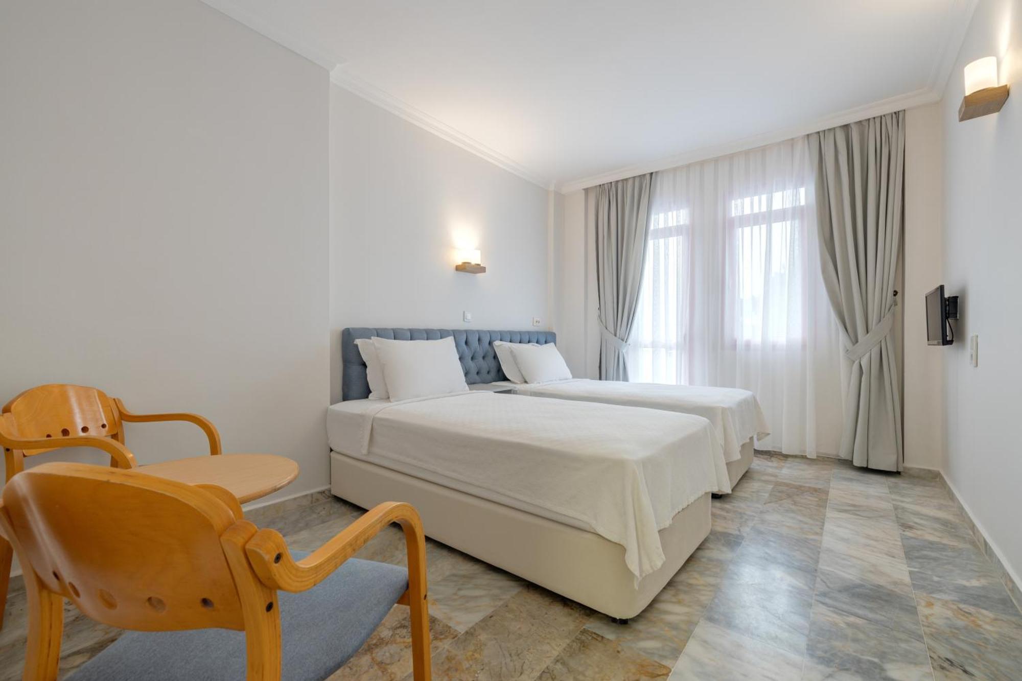 Hanedan Beach Hotel Foça Esterno foto