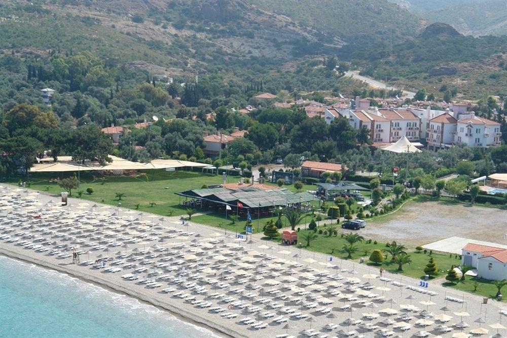 Hanedan Beach Hotel Foça Esterno foto